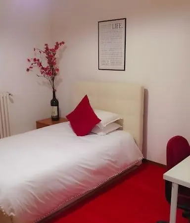 Unique & Beautiful Bedroom In Of 佛罗伦萨